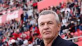 Javier Aguirre sigue sin tener una oferta de renovación encima de la mesa