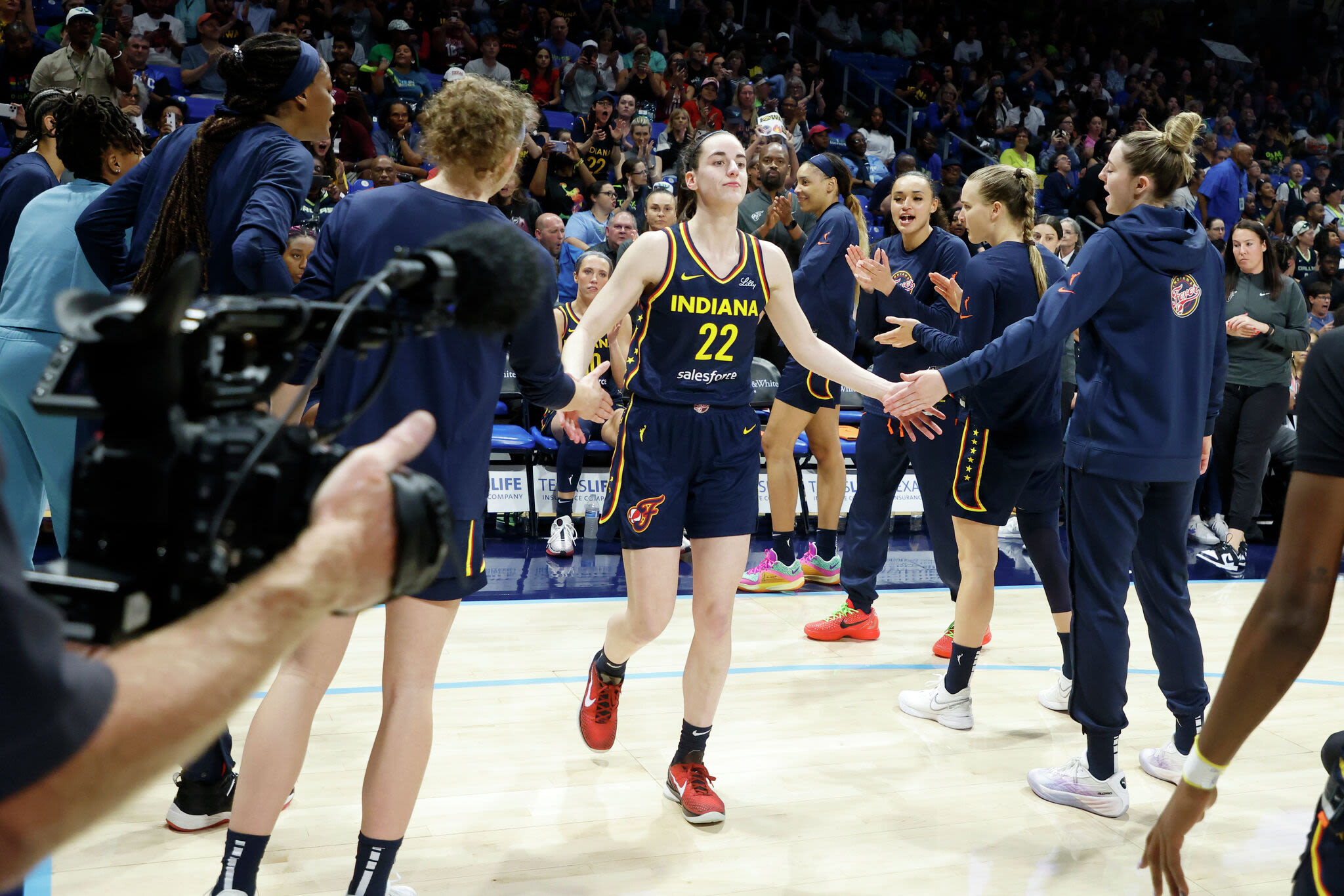 Connecticut Sun vs. Caitlin Clark's Indiana Fever in WNBA opener: Time, how to watch on TV, and more