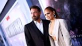 Jennifer López y Ben Affleck ¡Juntos y con sus anillos de casados!