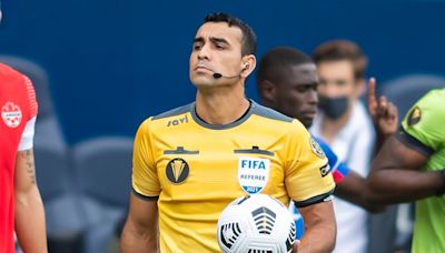 Así es Juan Gabriel Calderón, árbitro del Monterrey - Columbus Crew de Concacaf Champions Cup