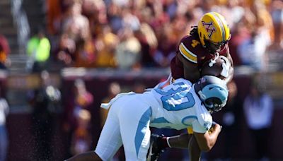 Offense finds groove, defense dominates as Gophers lead Rhode Island 17-0 at halftime