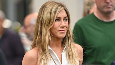 See Jennifer Aniston & Amazing Body Double Filming 'The Morning Show' in NYC