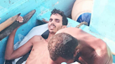 Rescatan a cuatro migrantes cubanos moribundos tras naufragar en el Golfo de México