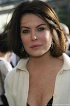 Lara Flynn Boyle