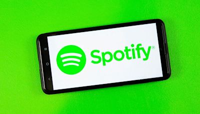 Spotify Quietly Starts Charging Non-Premium Listeners for Lyrics