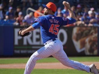 Mets trade RHP Cole Sulser to Rays for cash considerations