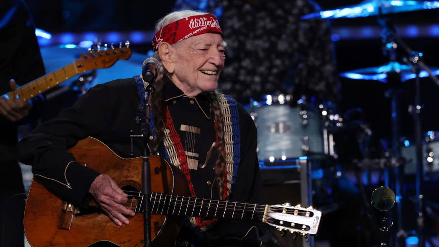 Country music legend Willie Nelson cancels another concert date