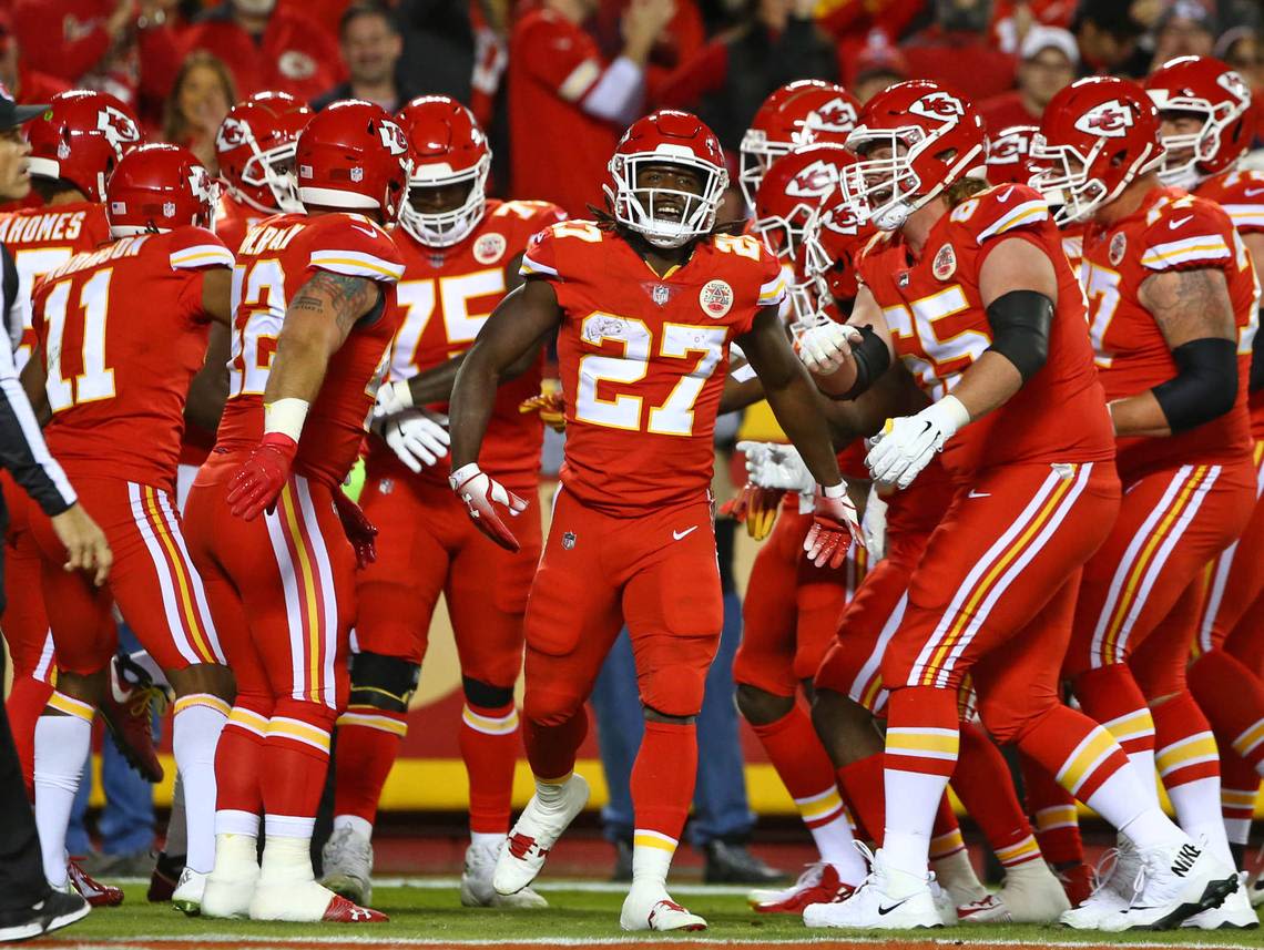 Chiefs to sign former RB Kareem Hunt to practice squad. It’s an unlikely NFL reunion