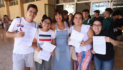 “¡Maestra, que el examen ha sido fácil!”: arranca la Selectividad en Málaga con un alumnado muy motivado