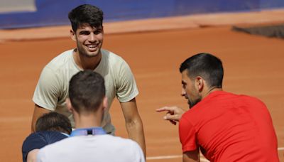 Alcaraz y Djokovic coinciden y bromean