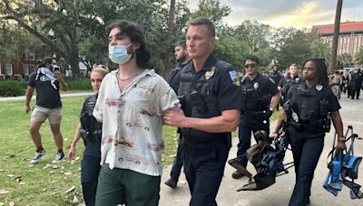 'Suppressing': Naples man among 9 arrested during UF pro-Palestine protest