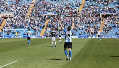 El Hércules golea a la Penya Deportiva y sigue aspirando al título de campeón