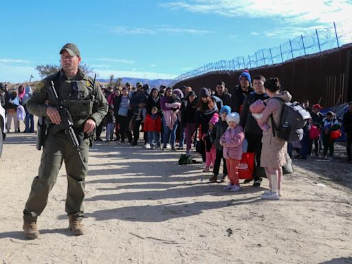 Biden buscará restringir el acceso al asilo en frontera sur de EE.UU