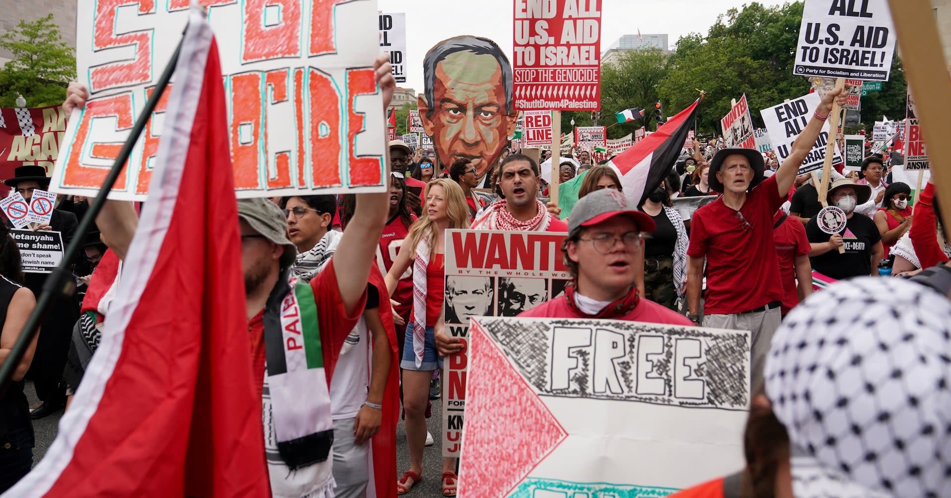 Netanyahu speech draws thousands of protesters to the US Capitol