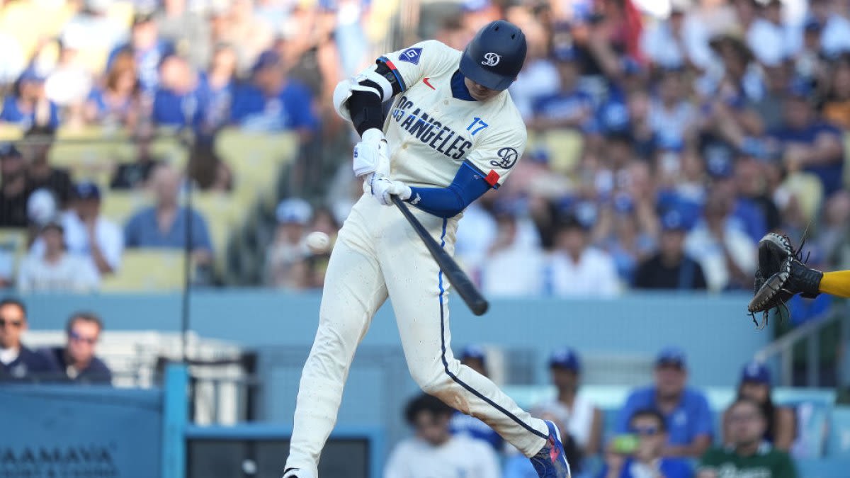 Shohei Ohtani, Miguel Vargas both homer, Will Smith homers in 4th straight at-bats as Dodgers top Brewers 5-3