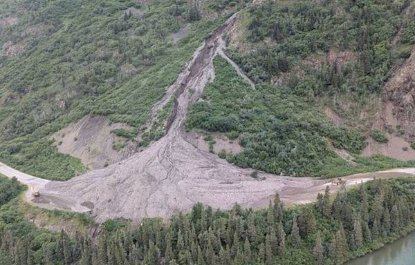 Klondike Highway closed by landslide