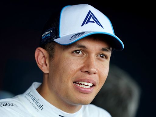 Alex Albon sets ‘realistic’ 2027 target for Williams after Carlos Sainz signature