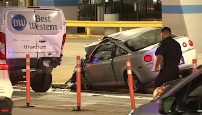 3 people hurt in multiple-vehicle crash involving hotel van at O'Hare airport