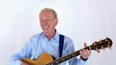 Al Stewart says 'Year of the Cat' and 'Time Passages' taught him pop hits aren't his scene