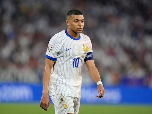 Prensa francesa acribilló a Kylian Mbappé por su floja actuación en la derrota de Francia ante Italia - El Diario NY