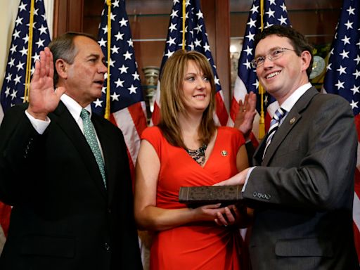 Kentucky Congressman Thomas Massie announces the death of his wife, Rhonda Massie