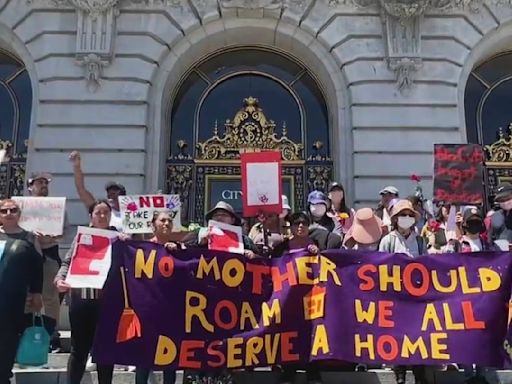 Madres en San Francisco exigen el fin a los recortes de los programas de vivienda durante protesta