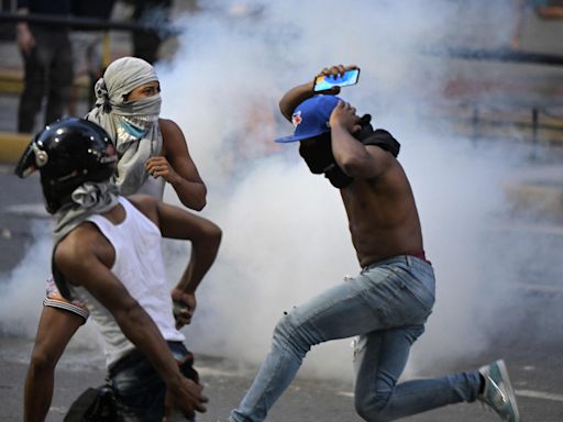 Maduro toma las riendas más fuerte y dirige su régimen hacia una dictadura tan extrema como la de Ortega