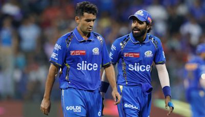 Who is Anshul Kamboj, the Mumbai Indians debutant, who cleaned up Mayank Agarwal and almost got rid of Travis Head?