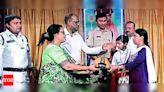 Safe Drive Campaign Launched in Kolkata After CM's Push | Kolkata News - Times of India