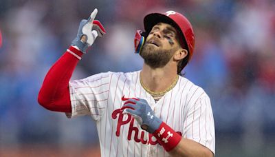 Phillies' Bryce Harper Gives High Schooler Assist Asking Date to Prom