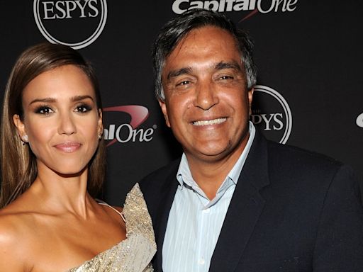 Jessica Alba reveals she bought late grandfather's home for her parents: 'Grampers, this one is for you'