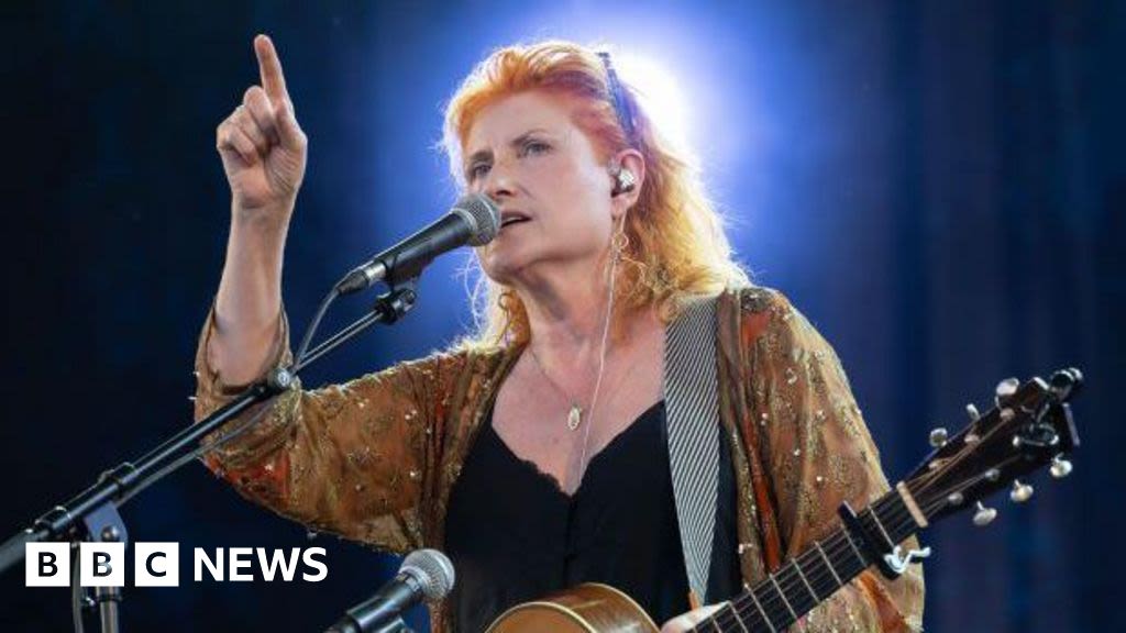 Cropredy Convention: Village's folk rock festival over for 2024