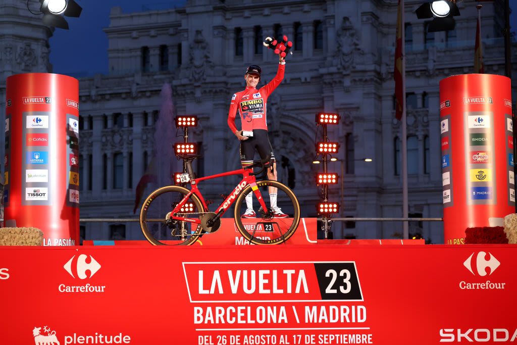 Cash, card or bike, sir? Carrefour hypermarket to host latest Vuelta a España offbeat stage start