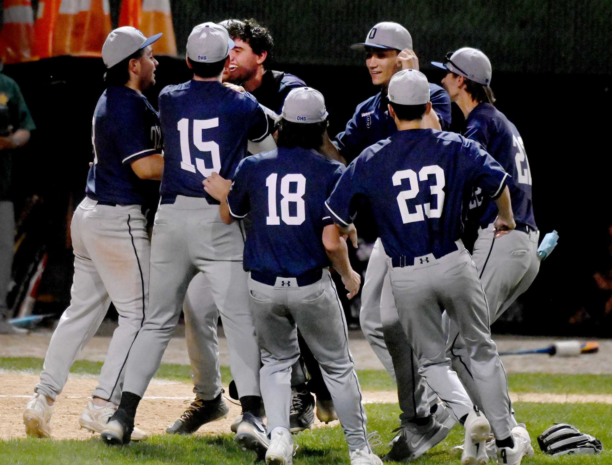 Oxford holds off Holy Cross rally in bottom 7th, holds on for Naugatuck Valley League baseball crown