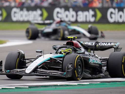 British Grand Prix LIVE! F1 race stream and updates as Lewis Hamilton leads Lando Norris after rain ends