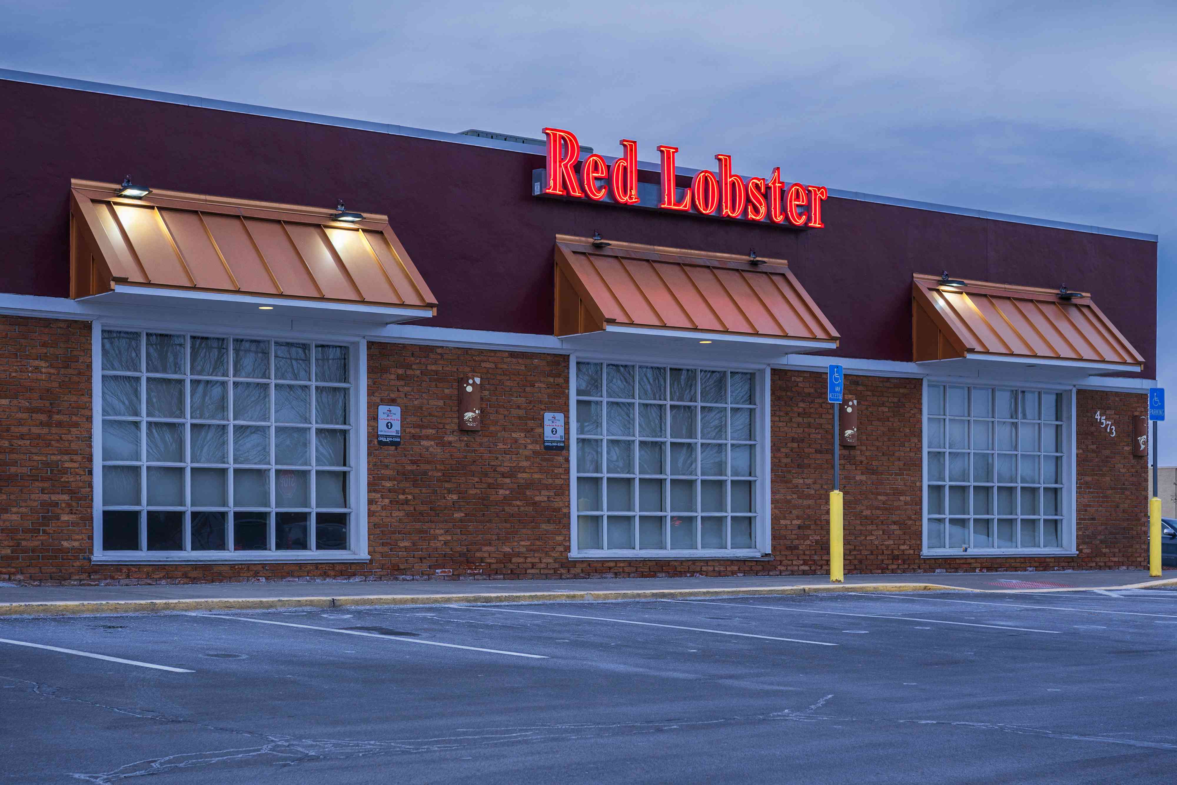 Red Lobster Officially Files for Chapter 11 Bankruptcy — Here’s What to Know