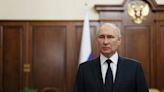 Putin elogia a las tropas rusas y jefe de mercenarios comienza su exilio en Bielorrusia
