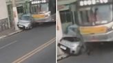 Motorista escapa por segundos de colisão violenta com ônibus após condutor passar mal