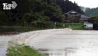 埼玉「類龍捲」怪風砸傷路人！日本山形縣暴雨警報