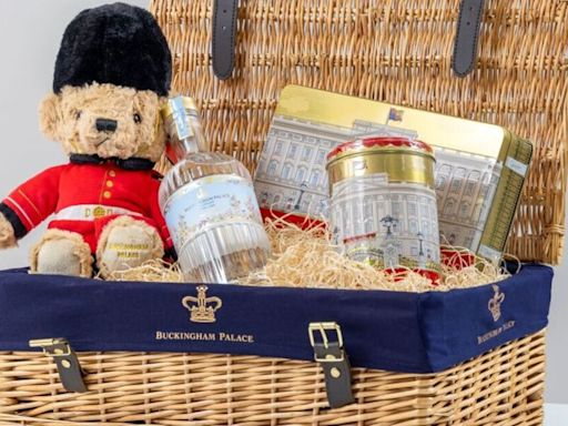 Win a bespoke Buckingham Palace hamper