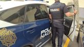 Golpea a un policía fuera de servicio y después a los agentes que lo detuvieron