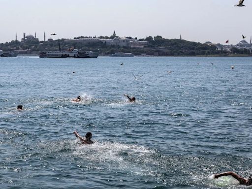 En medio de temperaturas récords mueren en una semana 21 personas ahogadas en Turquía