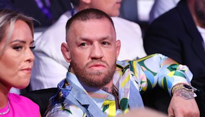 “Absolutely disgraceful” Conor McGregor suffers embarrassing fall from grace at Arsenal