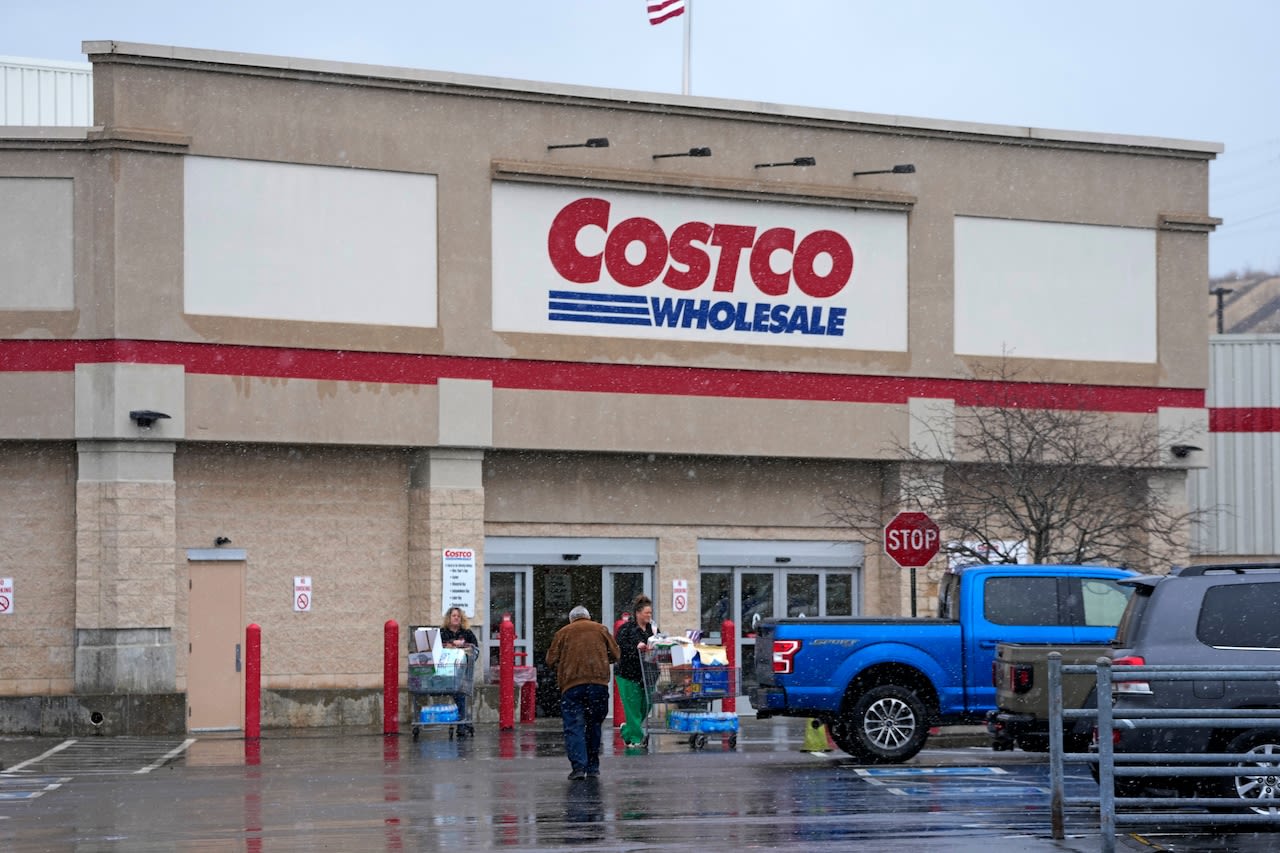 Is Costco open on Memorial Day 2024?