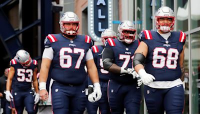 Patriots make 2 roster moves on Monday