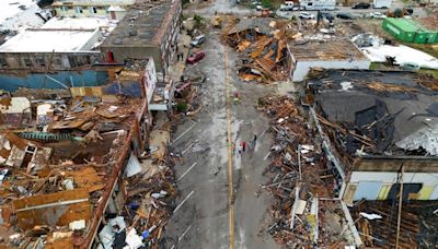 Tornados im Zentrum der USA: Tote und verwüstete Orte