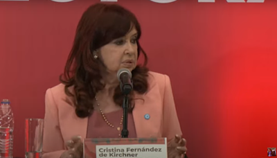 Cristina Kirchner criticó la visita de libertarios a represores: “Se llevaron un proyecto para propiciar su liberación”