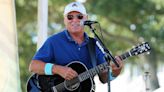 Country star pays tribute to Jimmy Buffett with ‘Pirates and Parrots’