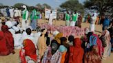 Sudan capital rocked by air strikes, looting