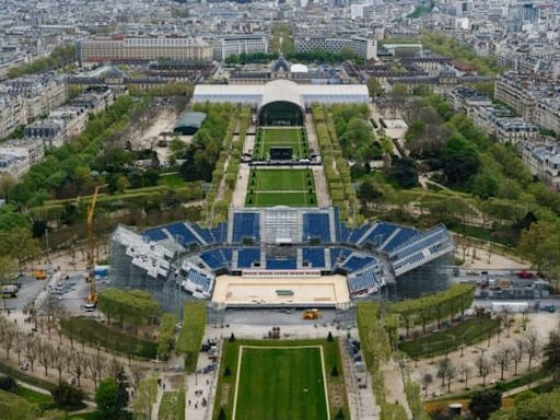 Paris: à la veille des JO, l'association Respire alerte sur la pollution de l'air aux abords des terrains de sport